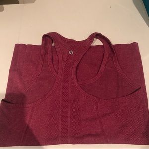 Lululemon workout tank